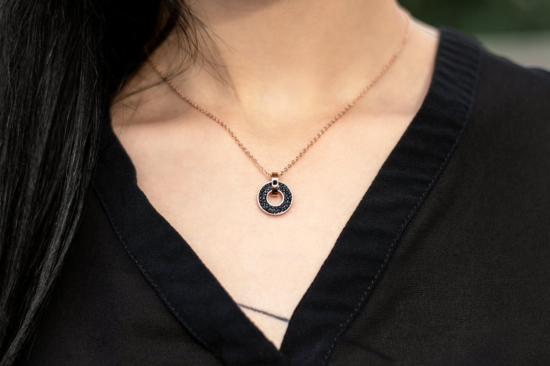 Často kladené otázky o špercích z chirurgické oceli - Zovero